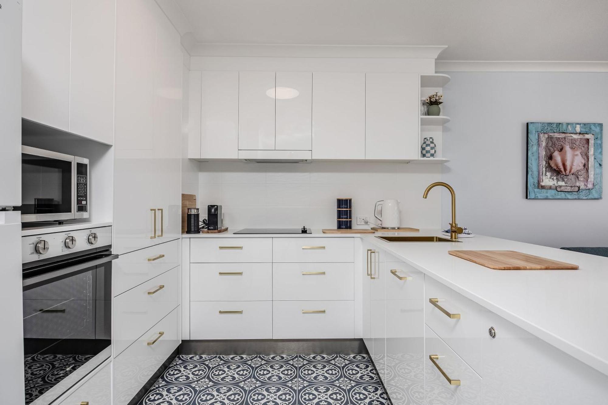 Apartment 'santorini' At Mermaid Gold Coast