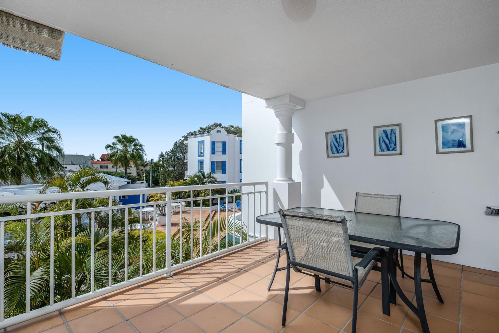 'santorini' At Mermaid Apartment Gold Coast